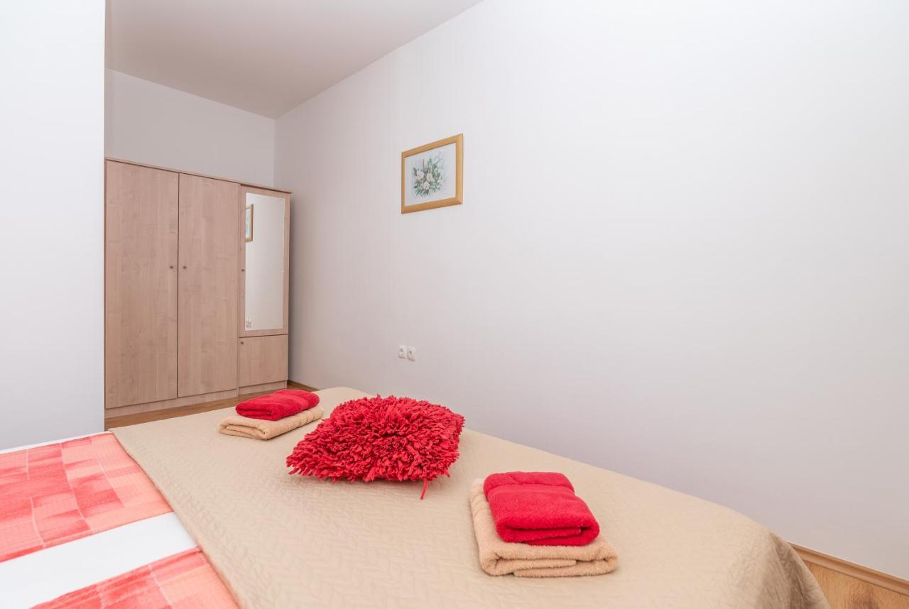 Apartman Karmen Makarska Buitenkant foto