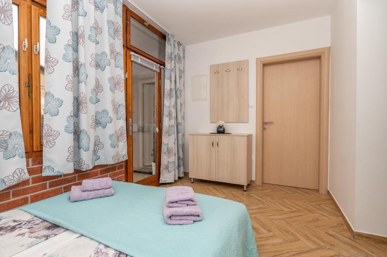 Apartman Karmen Makarska Buitenkant foto