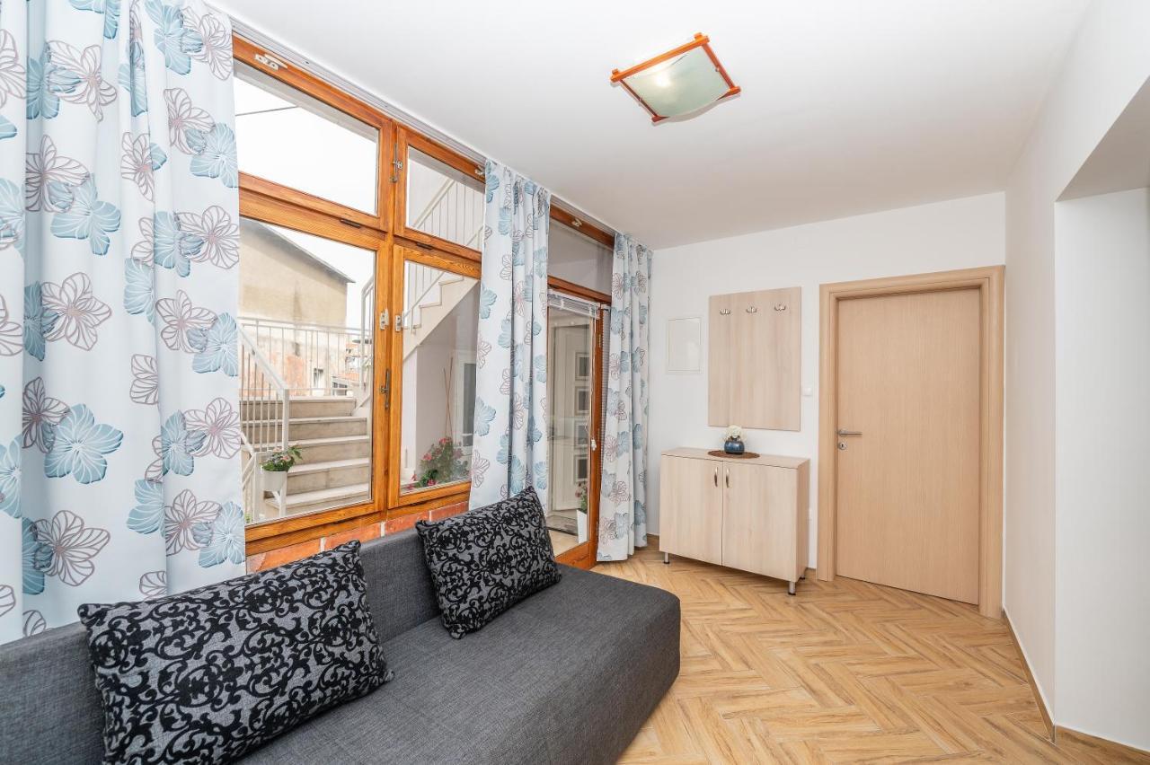 Apartman Karmen Makarska Buitenkant foto