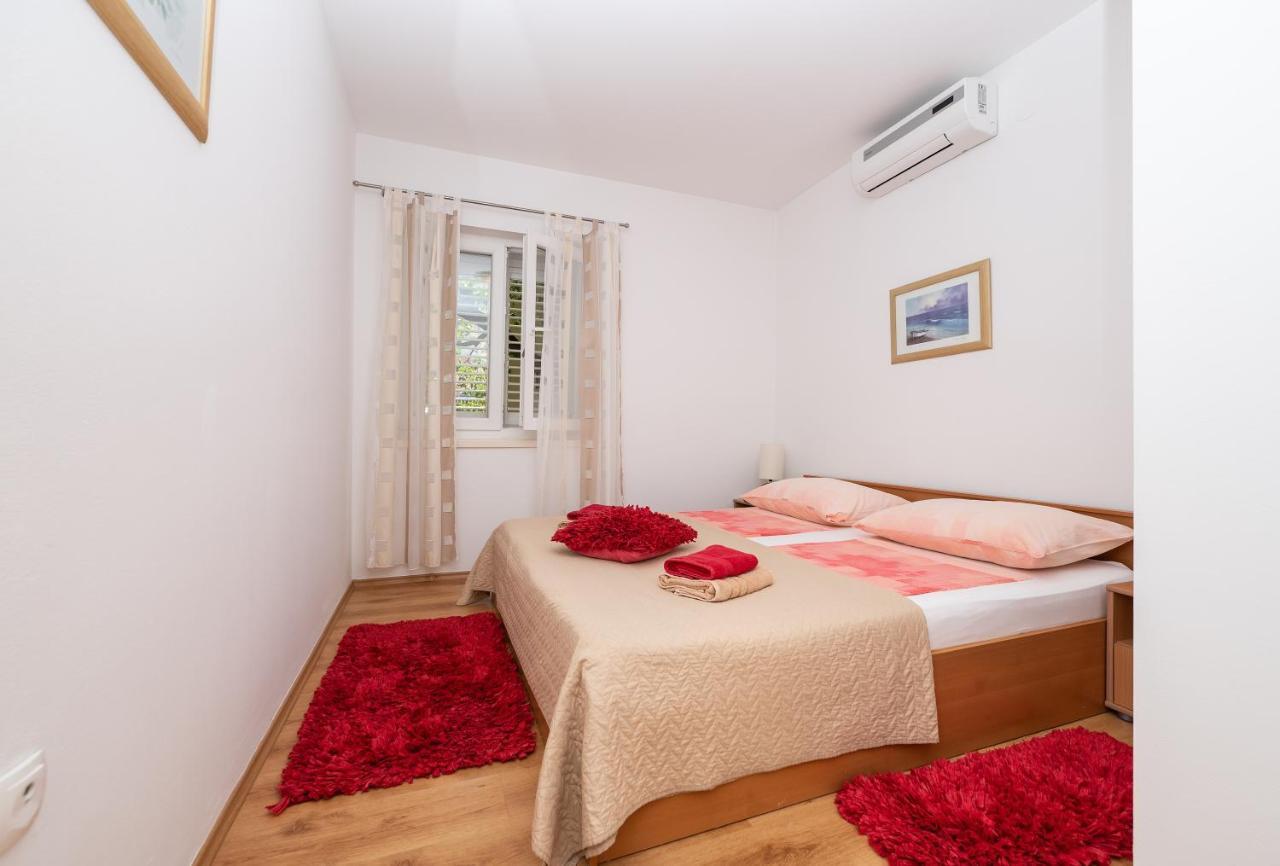 Apartman Karmen Makarska Buitenkant foto